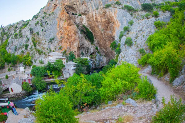 Kis Falu Blagaj Buna Tavasszal Vízesés Bosznia Hercegovina — Stock Fotó