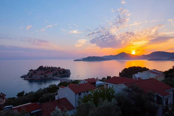 Vista Pôr Sol Beleza Sobre Sveti Stefan Pequena Ilhota Resort — Fotografia de Stock