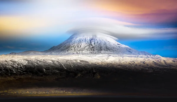Mount Ararat Turkey Viewed 137 Snow Capped Dormant Compound Volcano — Fotografia de Stock