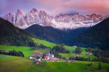 Chiesa di Santa Maddalena church, Kirche St. Magdalena, in Val di Funes valley of Dolomites, Dolomiti mountain, Santa Magdalena Alta, South Tyrol, Italy