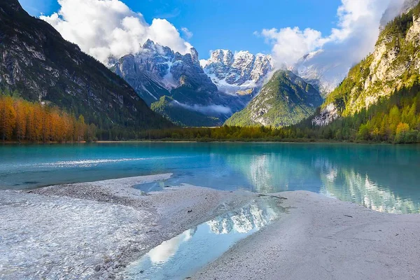 Lago Landro Mattino Lago Nelle Dolomiti Alto Adige Italia — Foto Stock