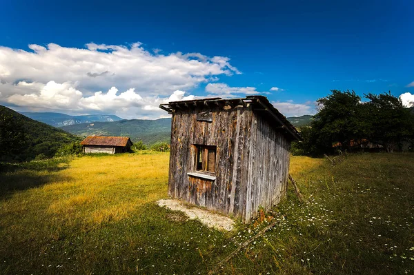 Ilica Şelalesi (Türkçe Ilica Selalesi). Kastamonu 'daki Kure Milli Parkı.