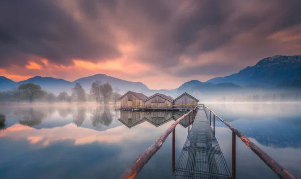 View Typical Old Boat Houses Alpine Lake Kochelsee Bavaria — ストック写真