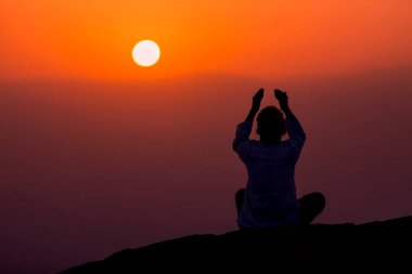 Medine, Al-Madinah Al-Munawwarah, Suudi Arabistan -: Gün batımında El-Mescid an Nabawi Medine Büyük Camisi