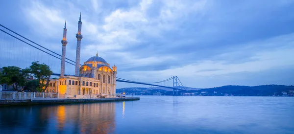 Mesquita Ortakoy Ponte Bósforo Istambul Nascer Sol Turquia — Fotografia de Stock