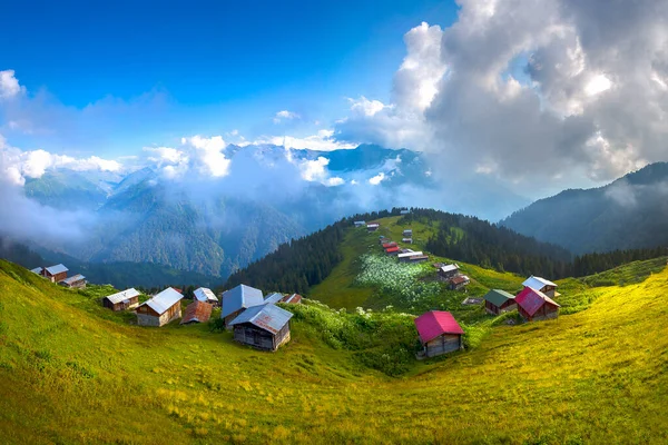 고원은 흑해와 터키에 틀리헤 Rize Camlihemsin Pokut Plateau — 스톡 사진