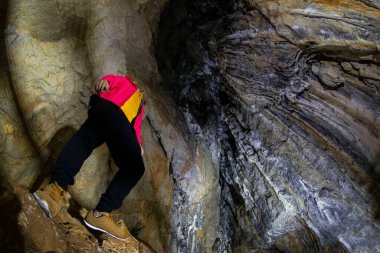 nceburun Lighthouse, Sinop, Türkiye 'de Karadeniz kıyısında aktif bir deniz feneridir. Duvarcılık deniz feneri 1863 'te Nceburun' da inşa edildi. Anadolu 'nun en kuzeyindeki kayalıklarda..