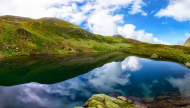 Verenik vadisi ve geçitli göller