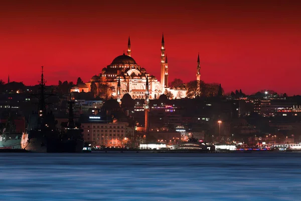 Puesta Sol Estambul Turquía Con Mezquita Suleymaniye Mezquita Imperial Otomana — Foto de Stock