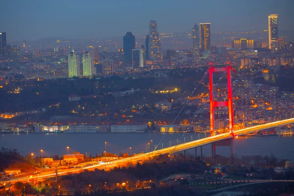 Puente Del Bósforo Estambul Por Noche Puente Los Mártires Del — Foto de Stock