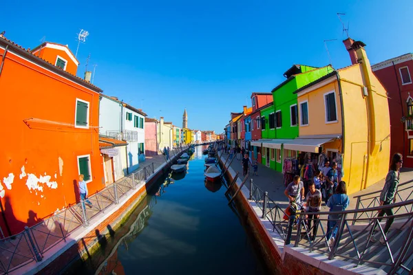 Maisons Colorées Île Burano Bâtiments Multicolores Sur Remblai Fondamenta Canal — Photo