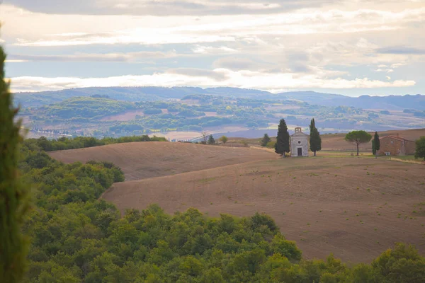 Paisagem Toscana Nascer Sol Com Uma Pequena Capela Madonna Vitaleta — Fotografia de Stock