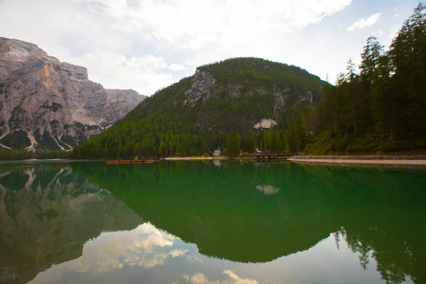 Pragser Wildsee Lago Braies Italian Alps Dolomites Unesco World Heritage — Fotografia de Stock