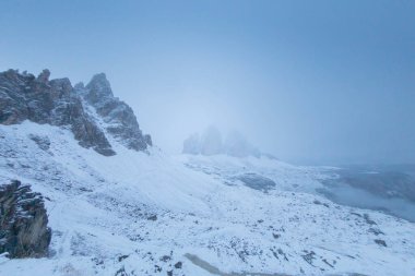 Kuzey İtalya 'da Veneto ve Güney Tyrol arasında yer alan ünlü 