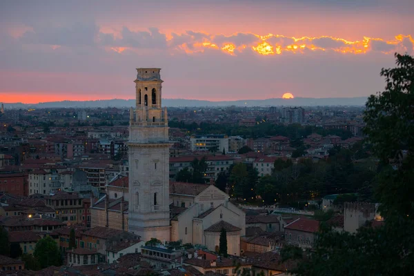 Ponte Pietra Ponte Pedra Século Monumento Romano Mais Antigo Verona — Fotografia de Stock