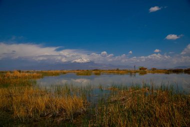 Erciyes Dağı, Türkiye 'nin en yüksek dağıdır.