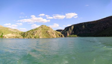Halfeti Village with a sunken mosque in anlurfa, Halfeti most beautiful panoramic photos.