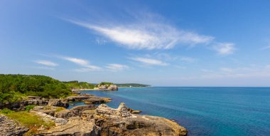 Kefken , Kerpe , Barganl , Kandra region Turkey's coastal region is famous for its cliffs and sunsets.The region, famous for its natural pools and fishermen, awaits holidaymakers.