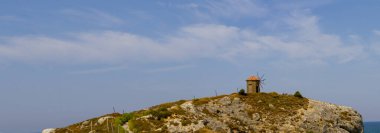 Sile is one of the fishing towns of Istanbul, there are many waves and rocky areas