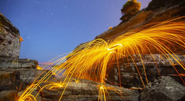 Night Star Exposure Steel Wool Shot Kerpe Devil Cliffs Kocaeli — Foto de Stock