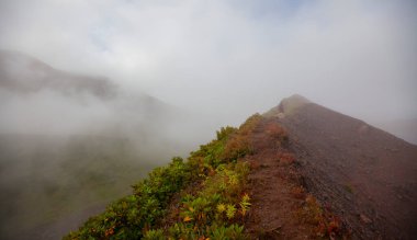 Kodz plateau, one of the most beautiful plateaus of Kakar Mountains, is one of the favorite places of tourists with its lakes and natural life.