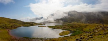 Kodz plateau, one of the most beautiful plateaus of Kakar Mountains, is one of the favorite places of tourists with its lakes and natural life.