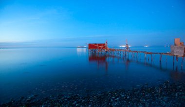 Umakdere is a village in Tekirdag, which is a suitable region for fishing fish and night star photography.