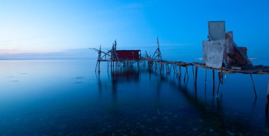Umakdere is a village in Tekirdag, which is a suitable region for fishing fish and night star photography.