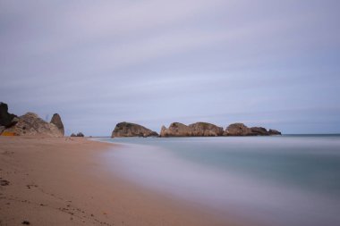 It is about 17 km from Sile. Akakese Village and Akakese Beach, a coastal village