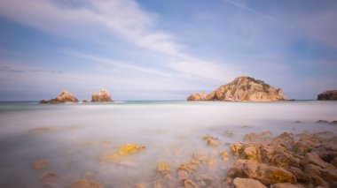 It is about 17 km from Sile. Akakese Village and Akakese Beach, a coastal village