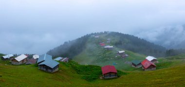 Pokut Plateau and Kakar Mountains are among the most beautiful plateaus of Turkey.