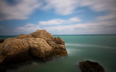 Cape Yason (Turkish: Cape Yason) A very choppy sea photographed with a long exposure technique.Thursday (formerly Vona) district, Ordu Province, Turkey