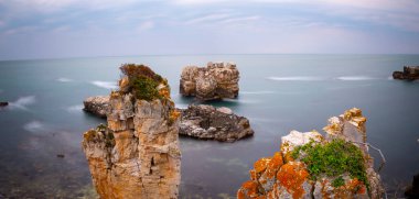Cape Yason (Turkish: Cape Yason) A very choppy sea photographed with a long exposure technique.Thursday (formerly Vona) district, Ordu Province, Turkey
