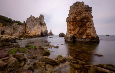 Cape Yason (Turkish: Cape Yason) A very choppy sea photographed with a long exposure technique.Thursday (formerly Vona) district, Ordu Province, Turkey