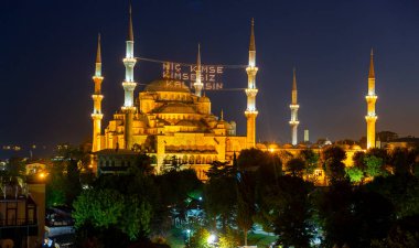 The Blue Mosque in Istanbul, Turkey. (Sultanahmet Camii).