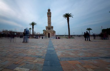 Izmir Saat Kulesi. Ünlü Saat Kulesi Izmir'in sembolü haline geldi.