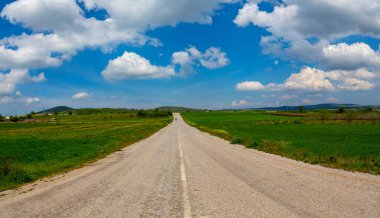 Van muradiye village and road