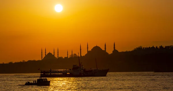 Blue Mosque Hagia Sophia Wonderful Istanbul View Sunset Sun Dancing — Φωτογραφία Αρχείου