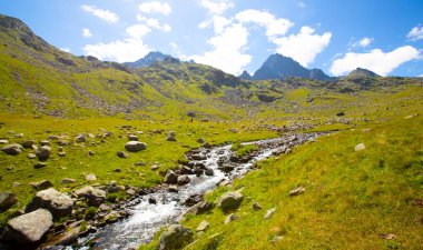 Altiparmak Dağları, Karadeniz Zigguratları