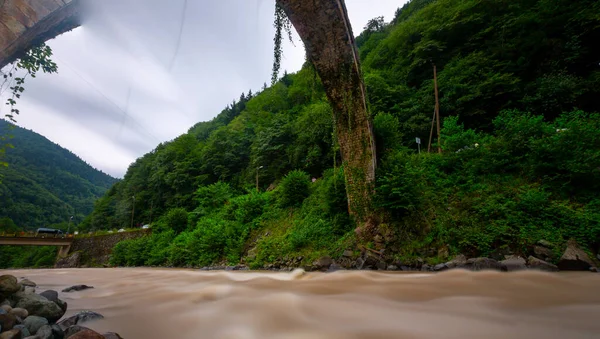 Παλιές Ιστορικές Πέτρινες Γέφυρες Rize Kakar Βουνά Πρόποδες — Φωτογραφία Αρχείου