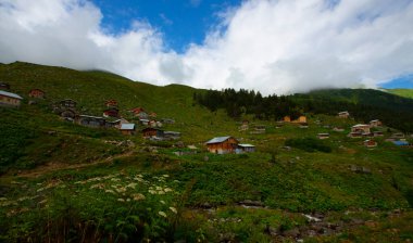 Hakkari, Türkiye, Cilo Dağı, Gökyüzü Bulutları ve Kanyon