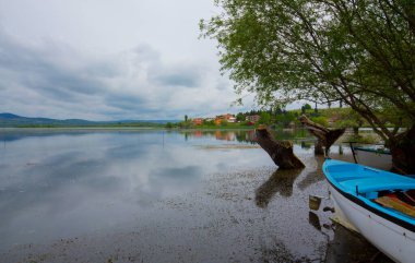 Golizi, Bursa, Turkey. Golyazi, Uluabat Gölü 'nde bir yarımadada kurulmuş bir şehirdir..