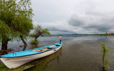 Golizi, Bursa, Turkey. Golyazi, Uluabat Gölü 'nde bir yarımadada kurulmuş bir şehirdir..