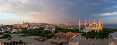 Mavi cami ve Ayasofya hava manzaralı panorama olarak fotoğraflandı