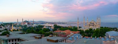Mavi cami ve Ayasofya hava manzaralı panorama olarak fotoğraflandı