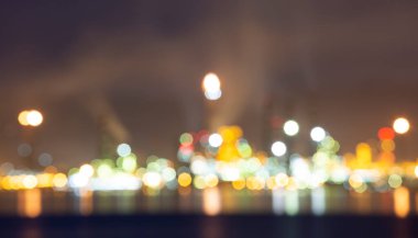 Kocaeli / Türkiye - Tupras Petrol Rafinerisi - Degirmendere Sahilinden Görünüm