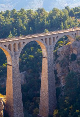 Türkiye 'nin Adana kentindeki Varda Demiryolu Köprüsü. Tarihi, eski demiryolu Alman köprüsü