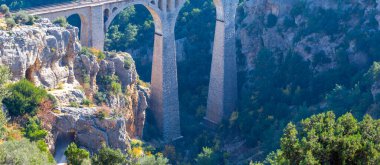 Türkiye 'nin Adana kentindeki Varda Demiryolu Köprüsü. Tarihi, eski demiryolu Alman köprüsü