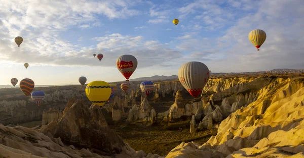 Balões Voar Capadócia Greme Nascer Sol Capadócia Conhecida Todo Mundo — Fotografia de Stock