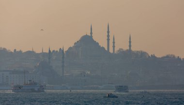 İstanbul 'un en tarihi yerleri arasında farklı ve estetik feribot koleksiyonları